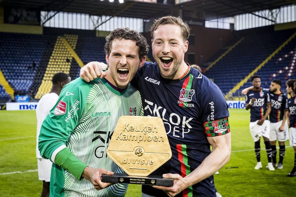 他们在比赛 他们在比赛